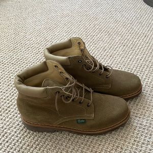 Men’s 7.5 Paraboot (tan/desert color). Bergerac model. Made in France